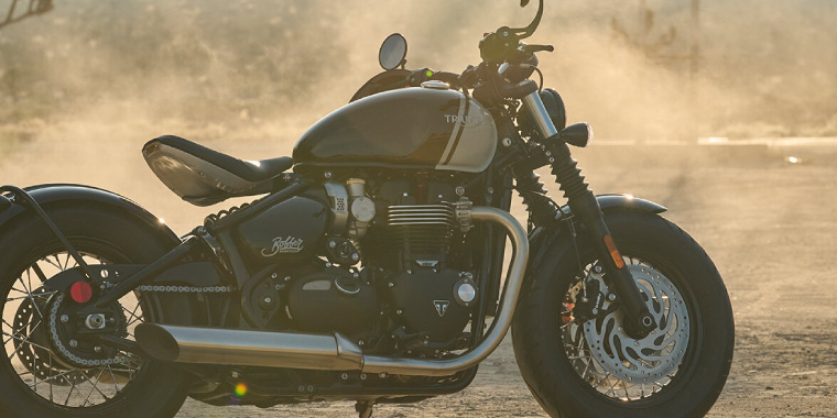 自動二輪車ディーラー